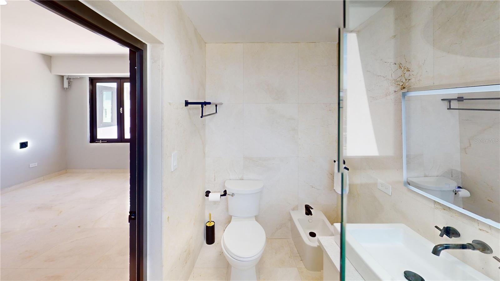 54 Munoz Rivera Avenue #703 Property Photo 22