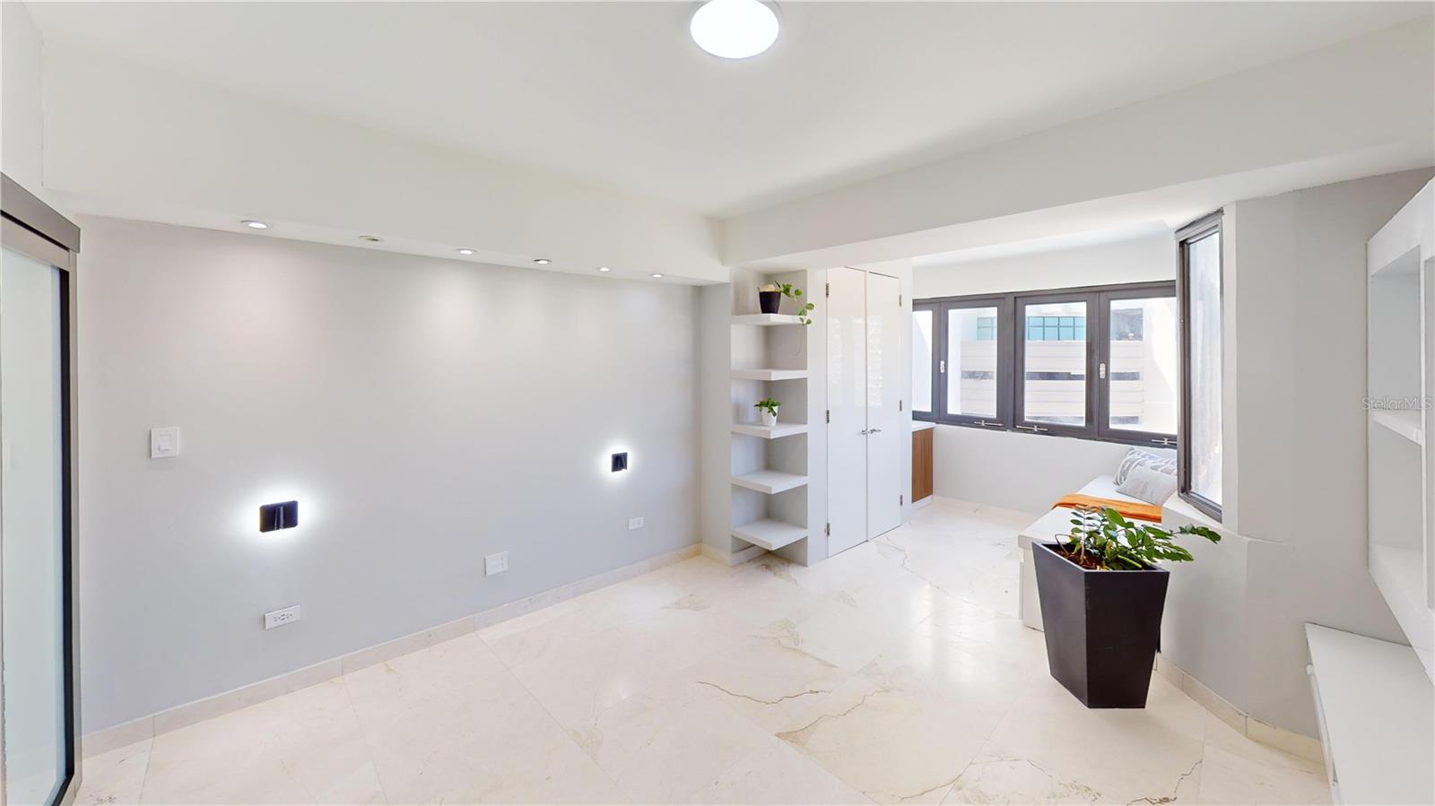 54 Munoz Rivera Avenue #703 Property Photo 26