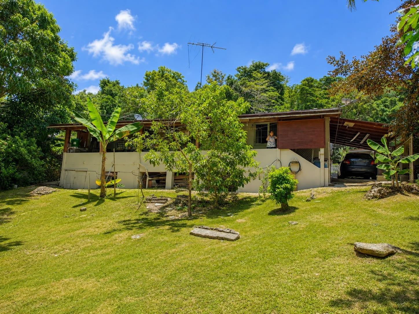 PR9123444 Property Photo 2
