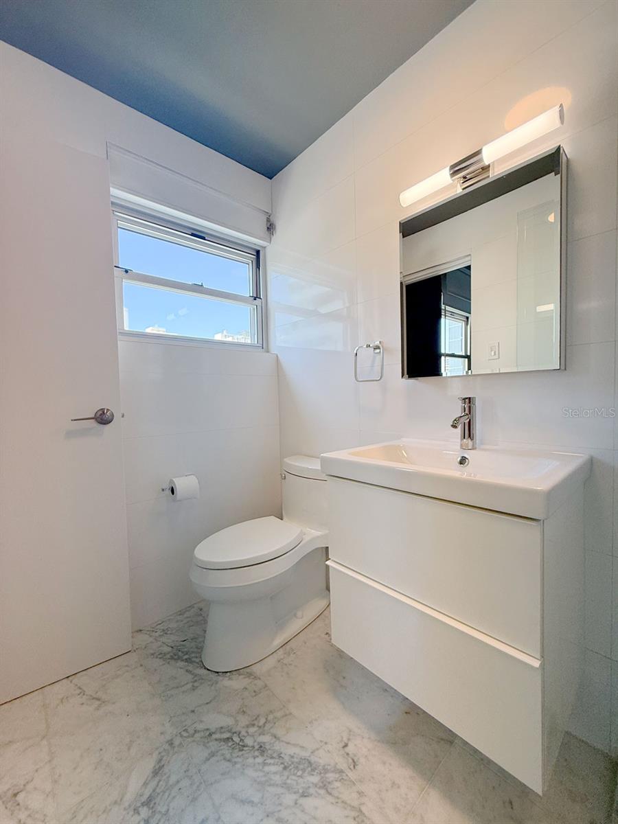 55 Taft #5a Property Photo 13