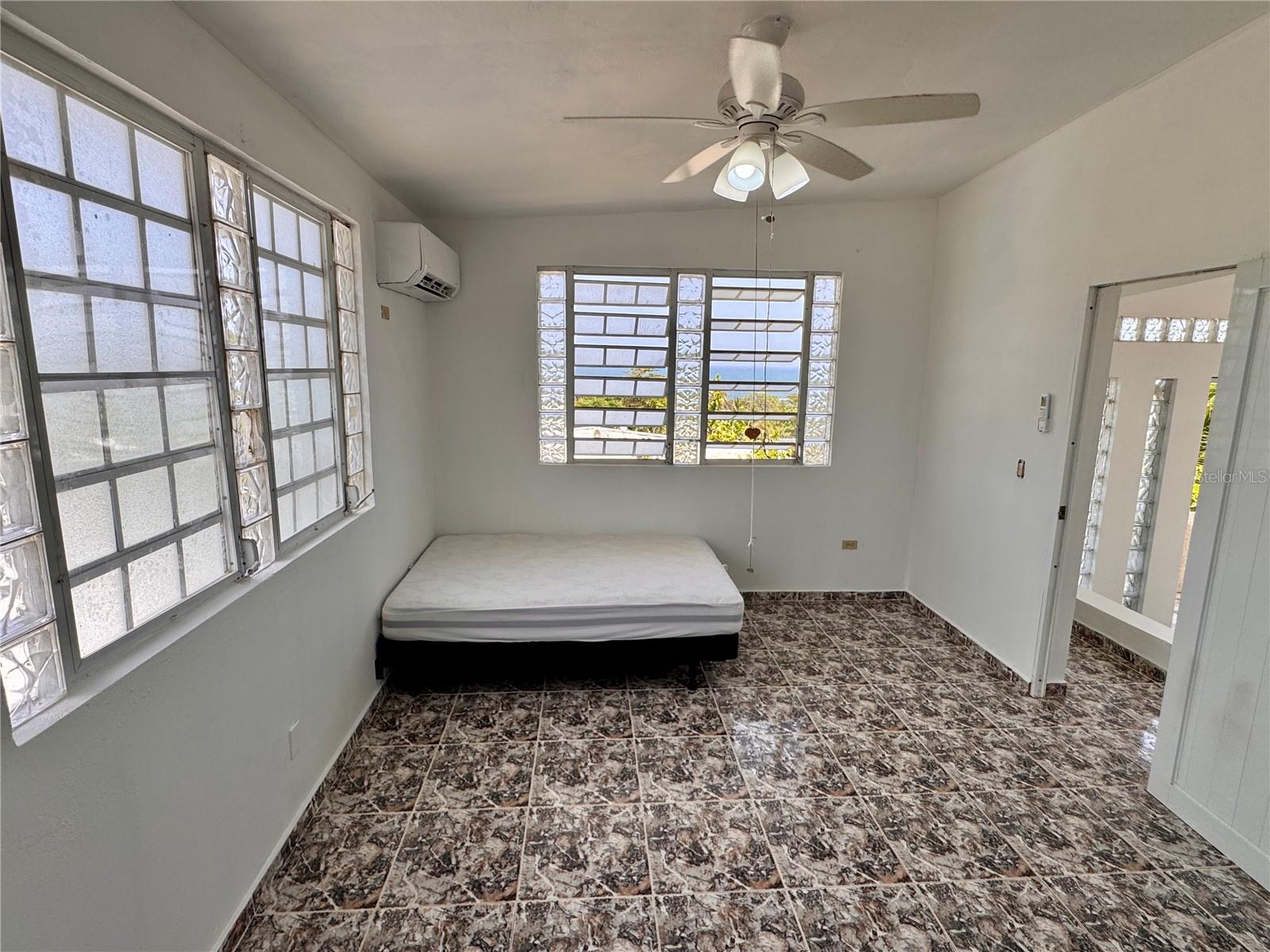 PR9123453 Property Photo 5