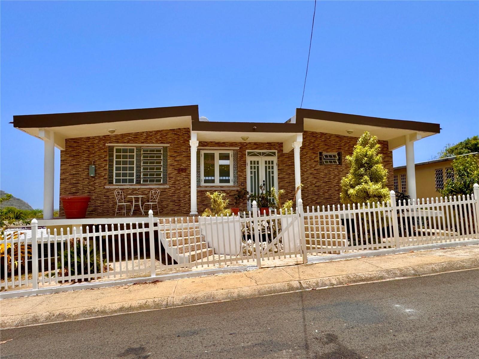 PR9123453 Property Photo 6
