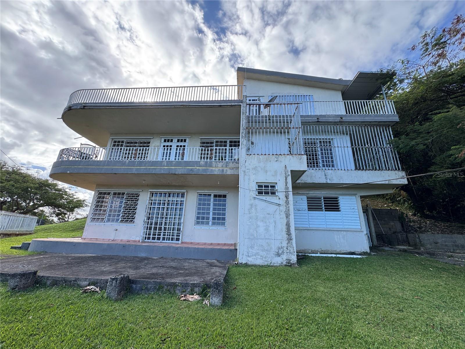 PR9123456 Property Photo 5