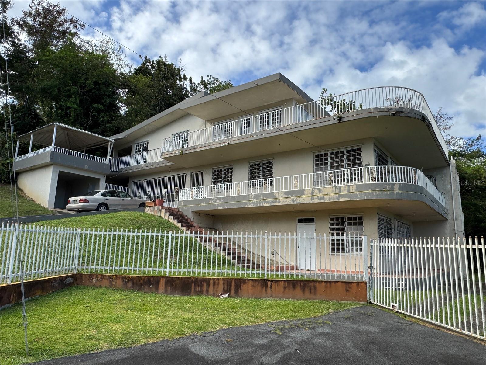 PR9123456 Property Photo 11