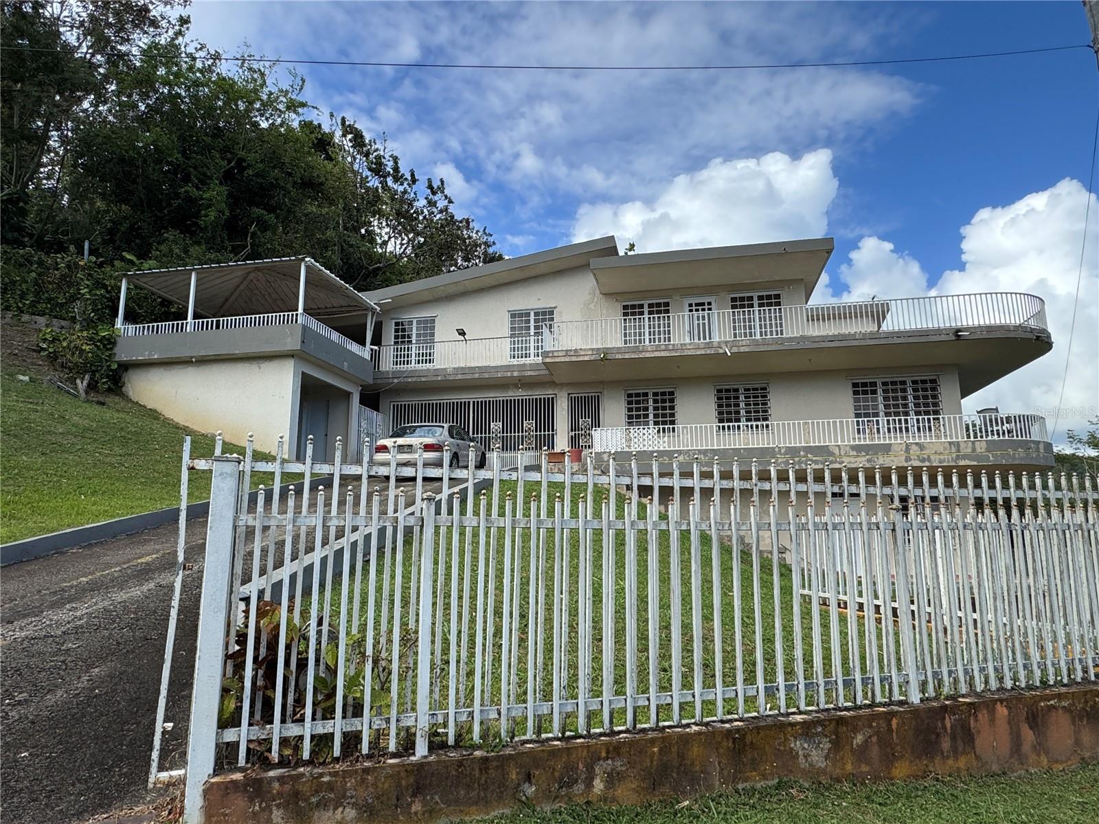 PR9123456 Property Photo 12