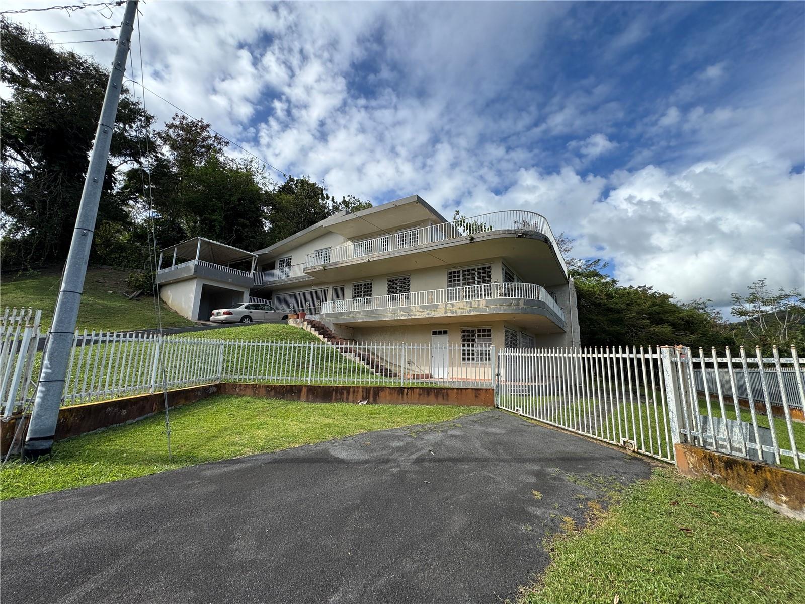 PR9123456 Property Photo 18