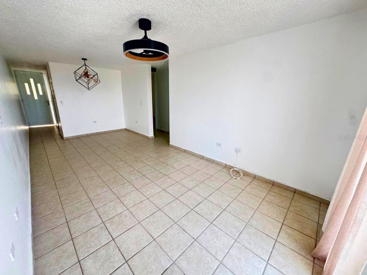 Cond Chalet De Las Palmas Edificio B #b-307 Property Photo 2