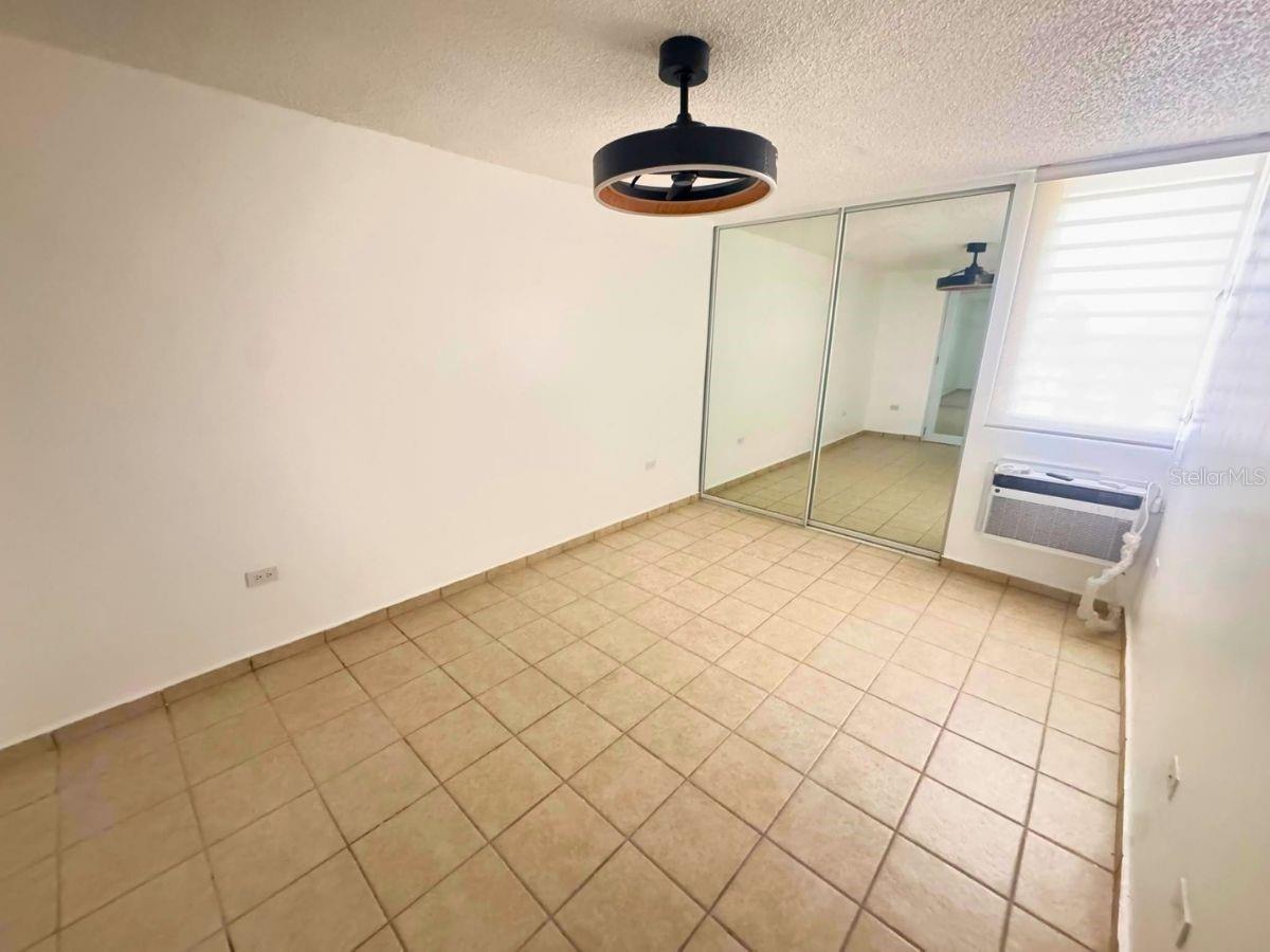 Cond Chalet De Las Palmas Edificio B #b-307 Property Photo 9