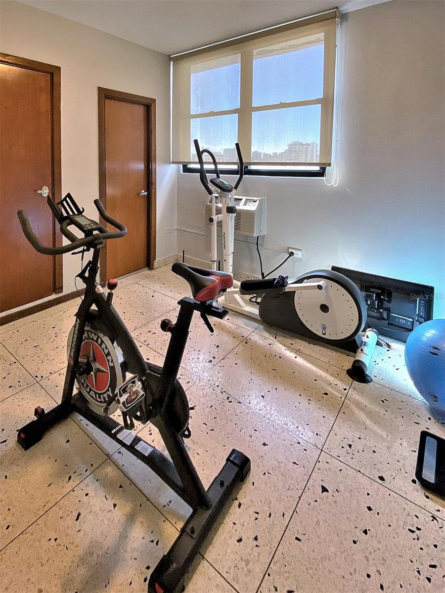 1501 Ashford Ave #6a Property Photo 10