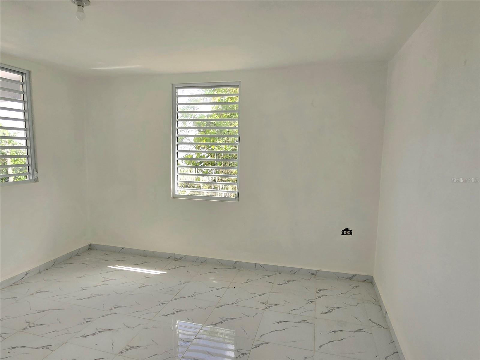 PR9123496 Property Photo 5