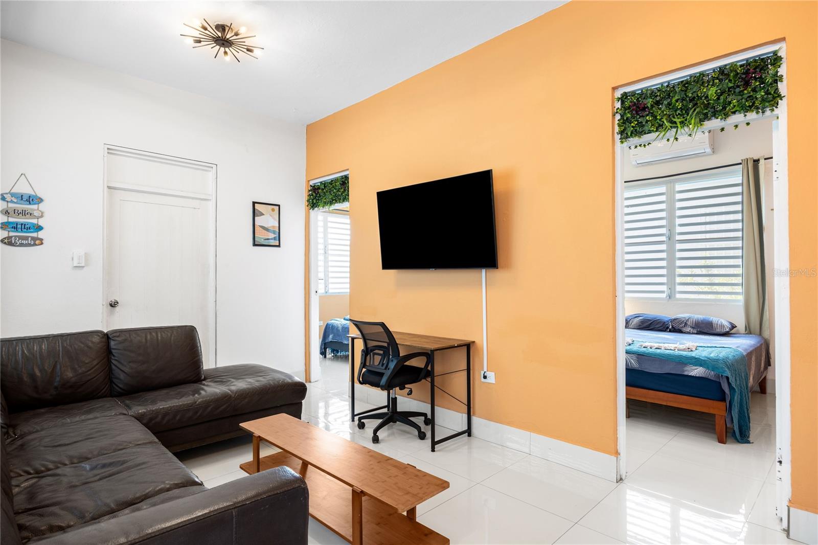 608 Ernesto Cerra St Property Photo 12