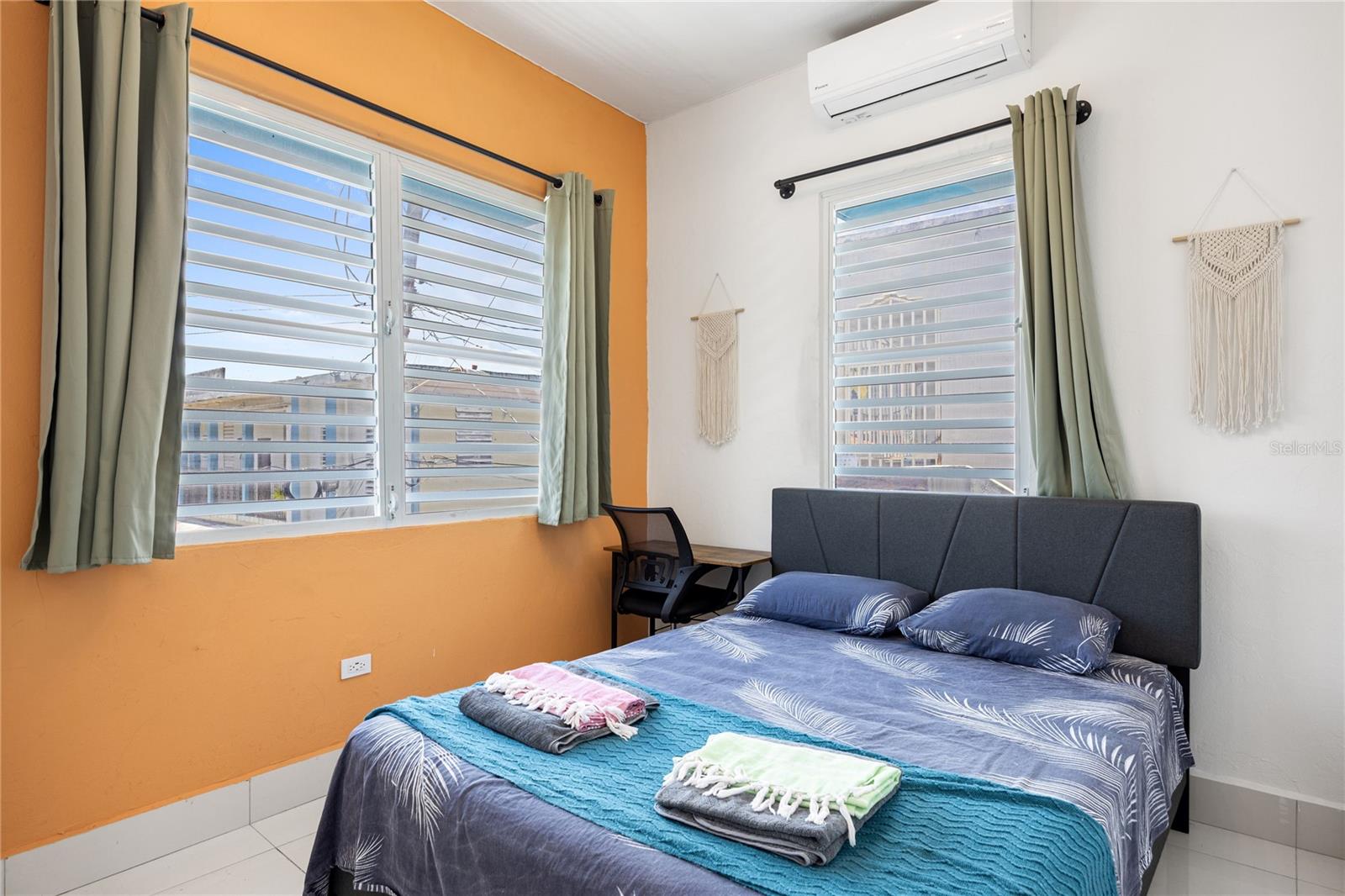 608 Ernesto Cerra St Property Photo 16