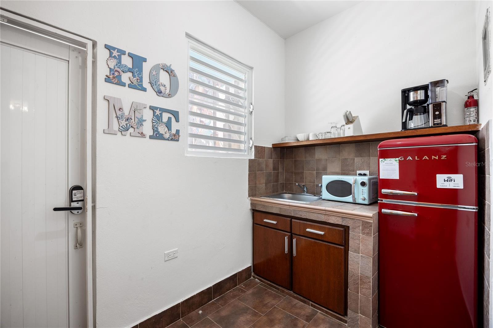 608 Ernesto Cerra St Property Photo 20