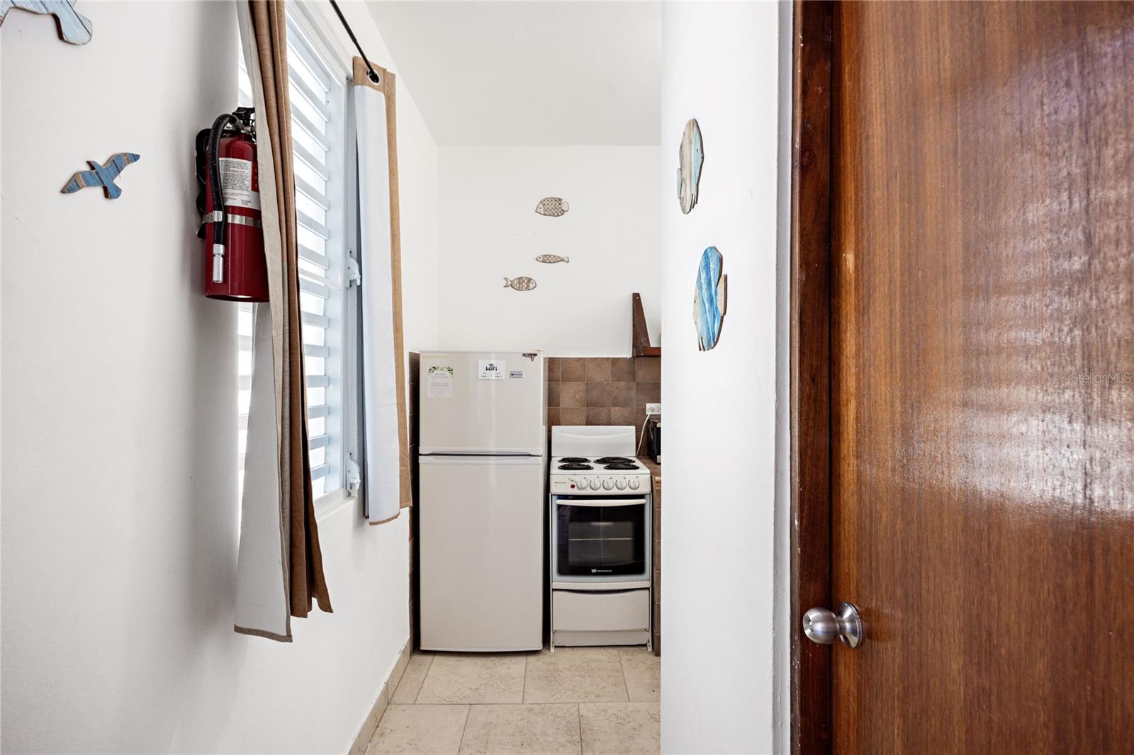 608 Ernesto Cerra St Property Photo 23