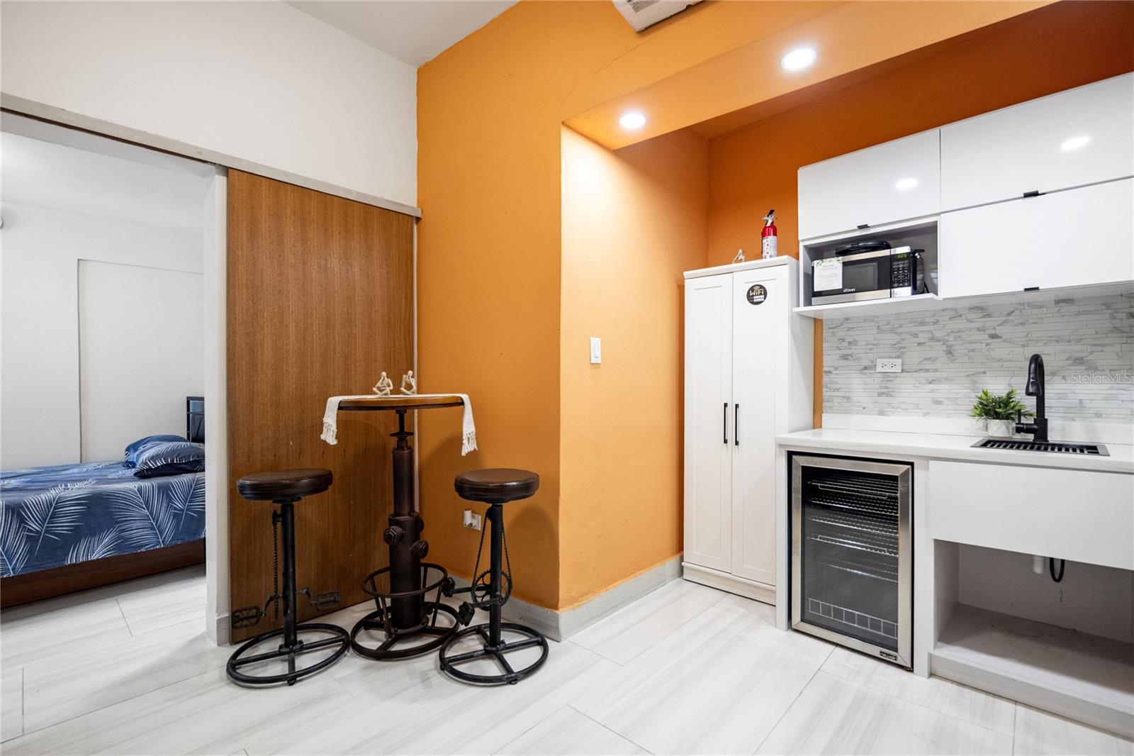 608 Ernesto Cerra St Property Photo 31