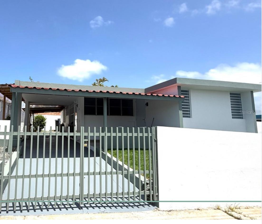 Calle 1 Urb. Las Brisas A2 Property Photo 1