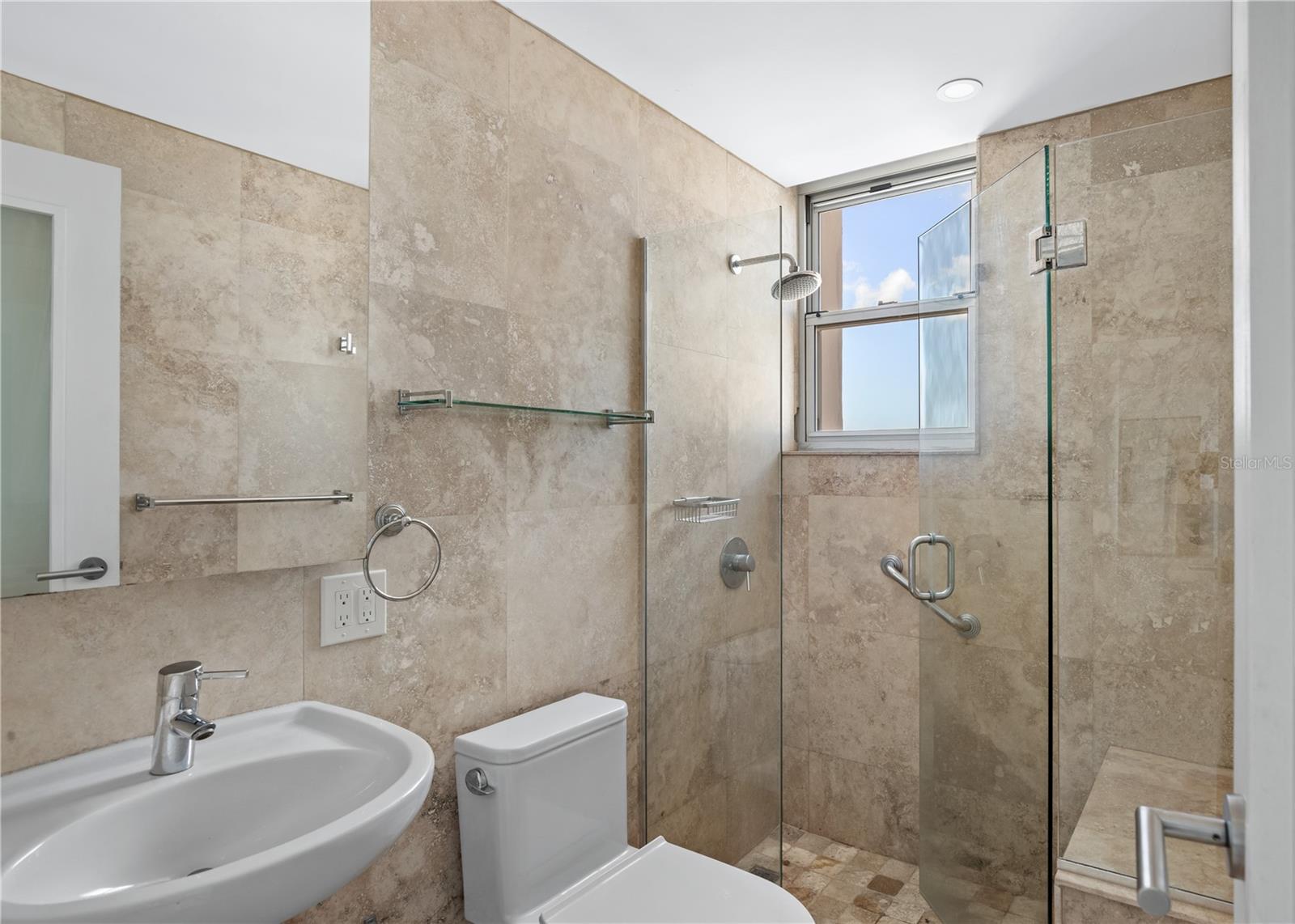 70 Kings Court #17c Property Photo 21