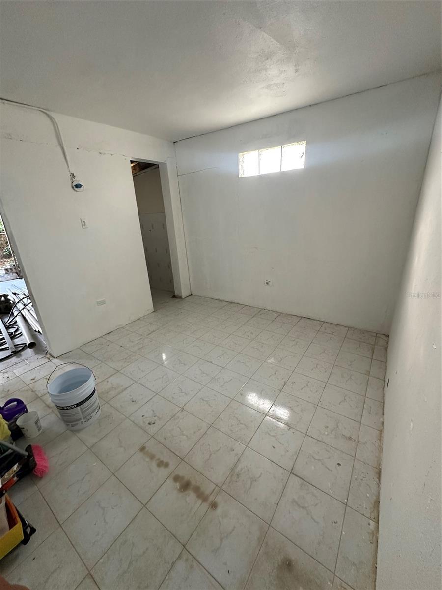 B-8 1 St Property Photo 12