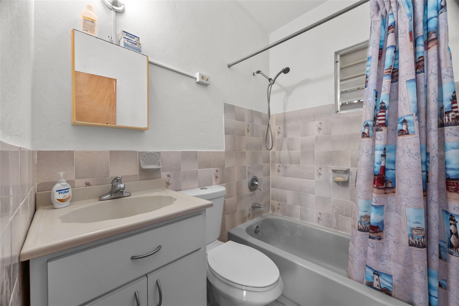 Combate Casa Azul Bo Boqueron Property Photo 17