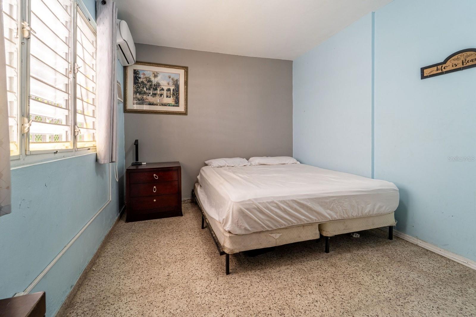 PR9123611 Property Photo 5