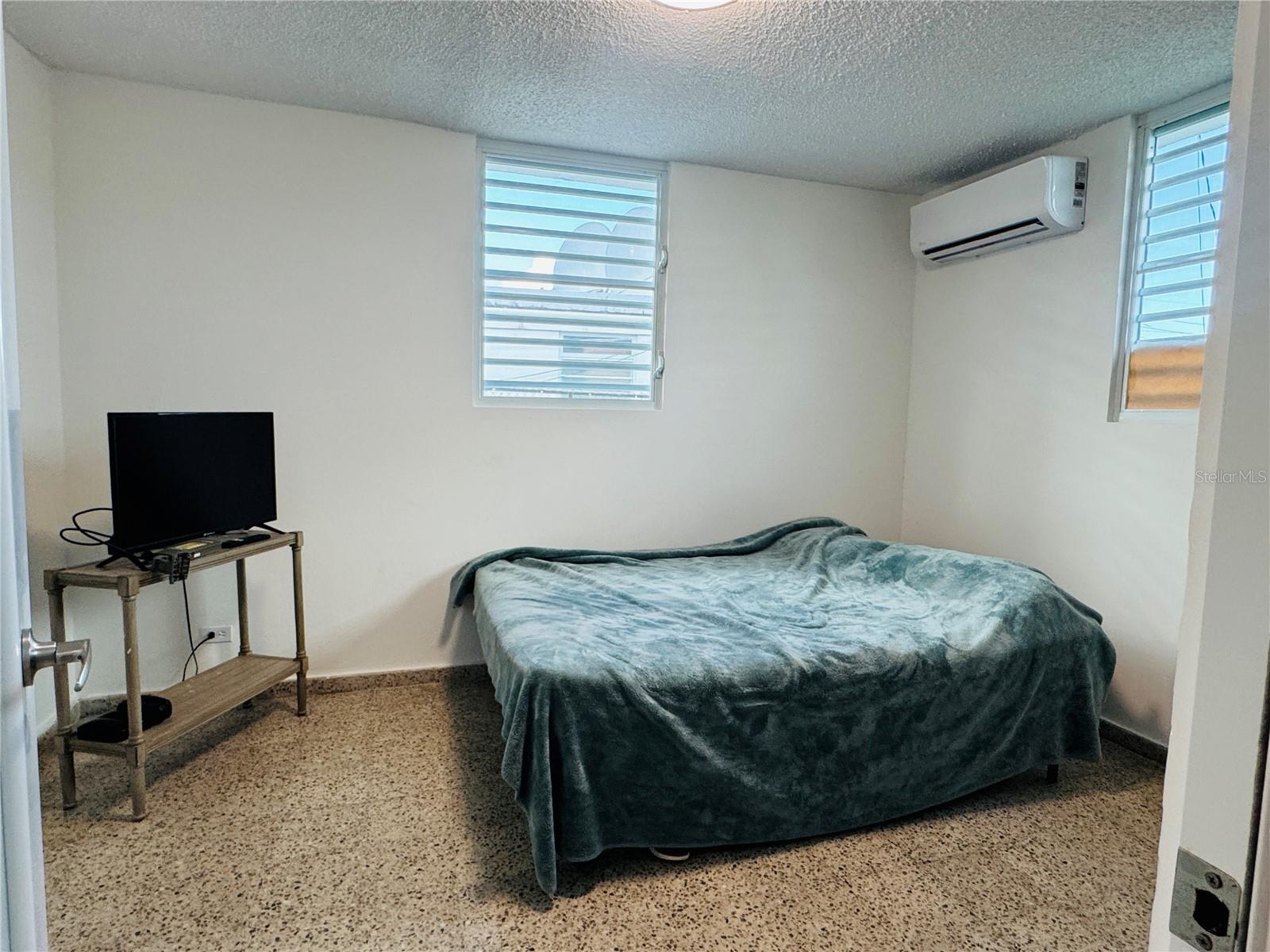 22 Cll Santa Ana Property Photo 9