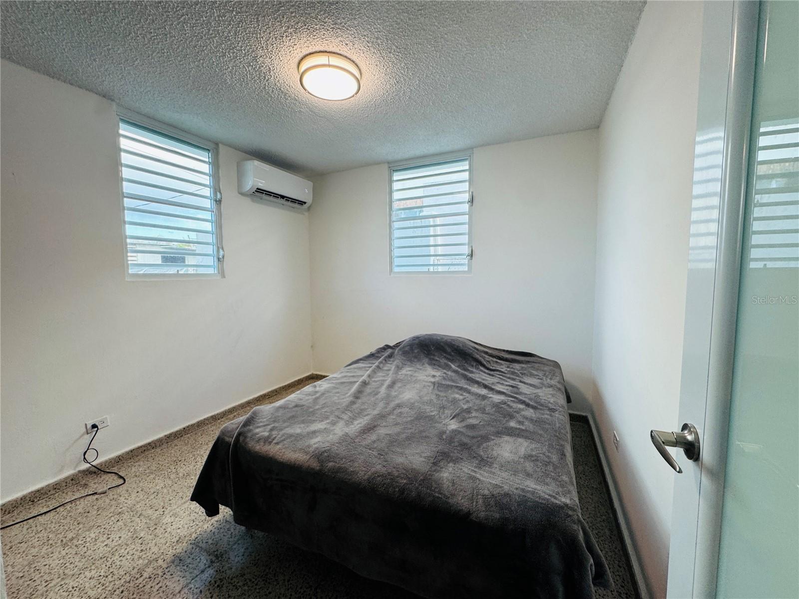 22 Cll Santa Ana Property Photo 11