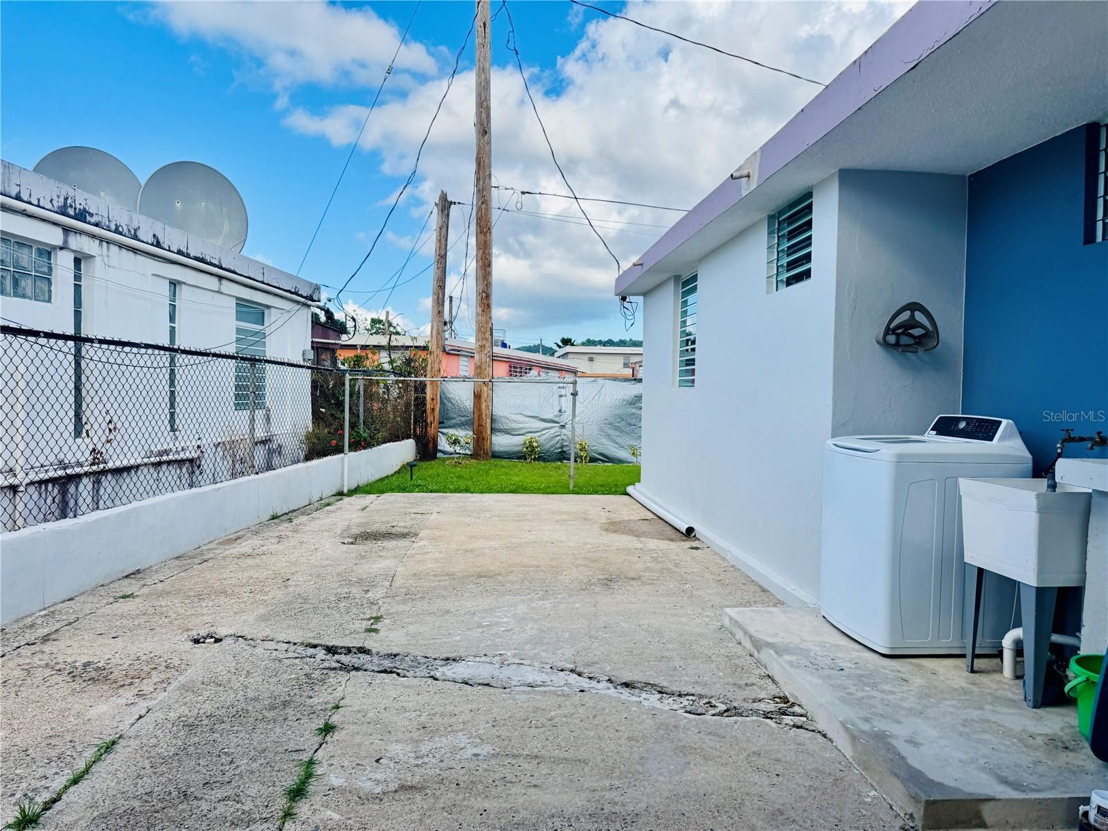 22 Cll Santa Ana Property Photo 12