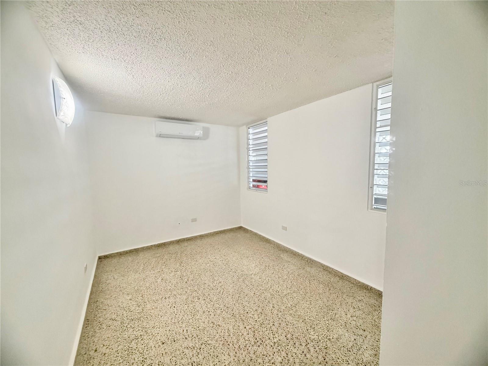 PR9123621 Property Photo 19
