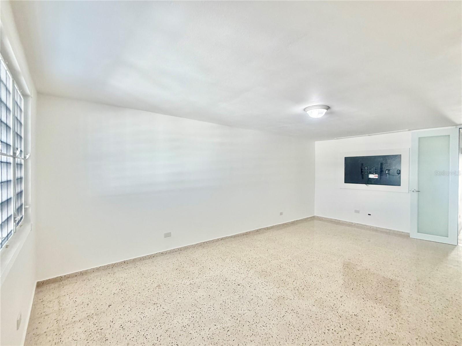 PR9123621 Property Photo 26