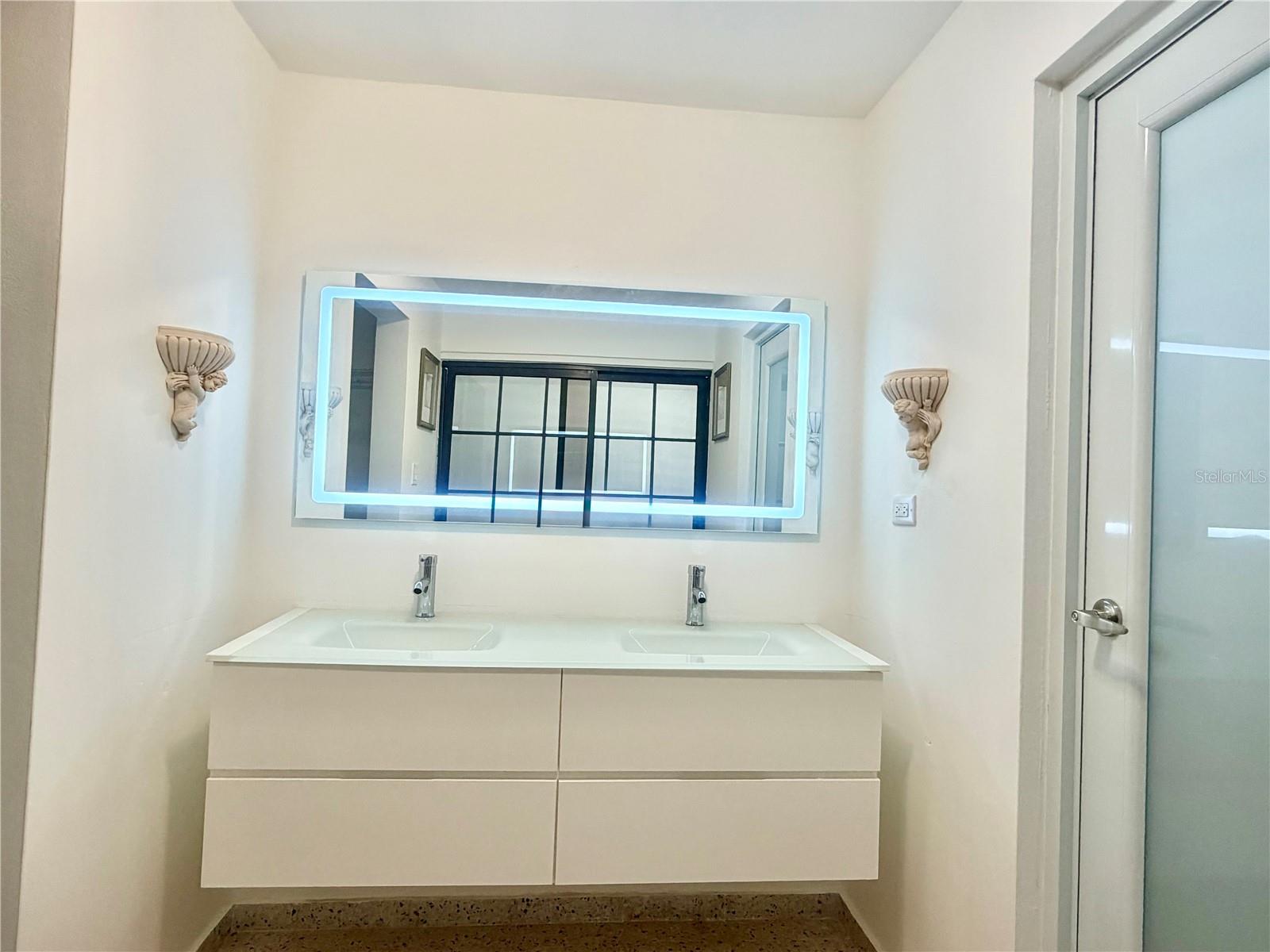 PR9123621 Property Photo 28