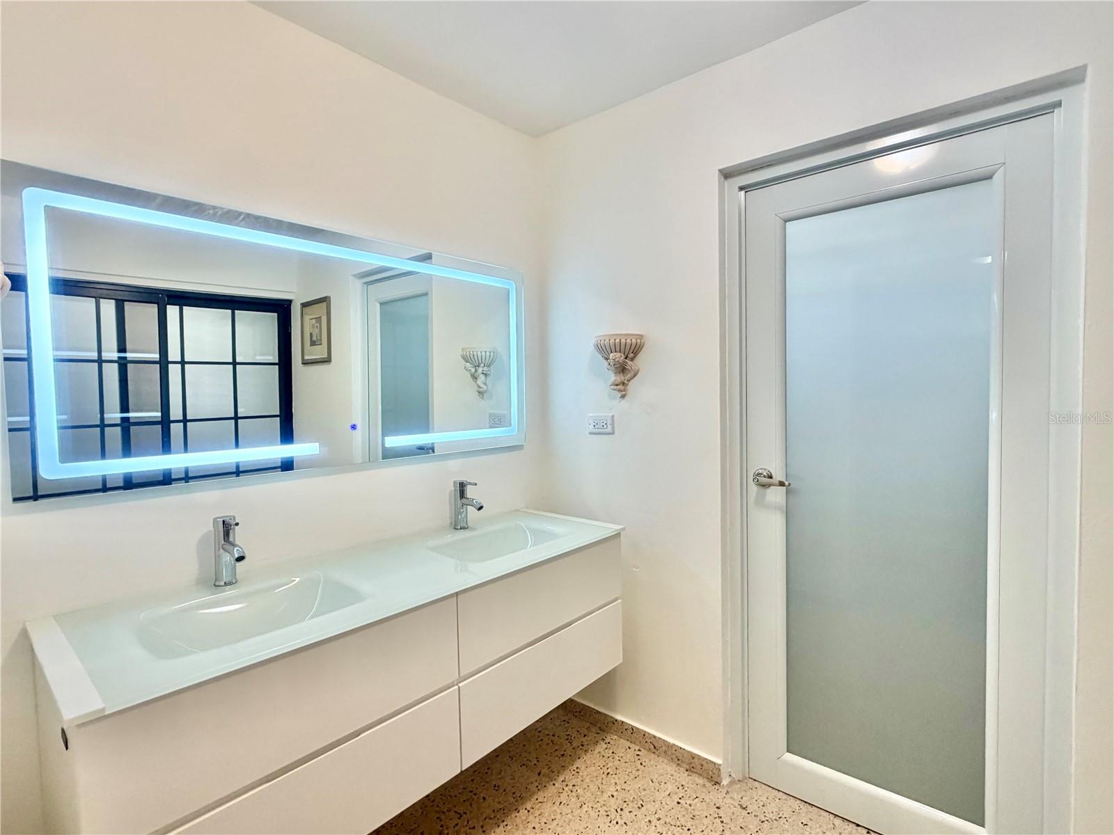 PR9123621 Property Photo 29