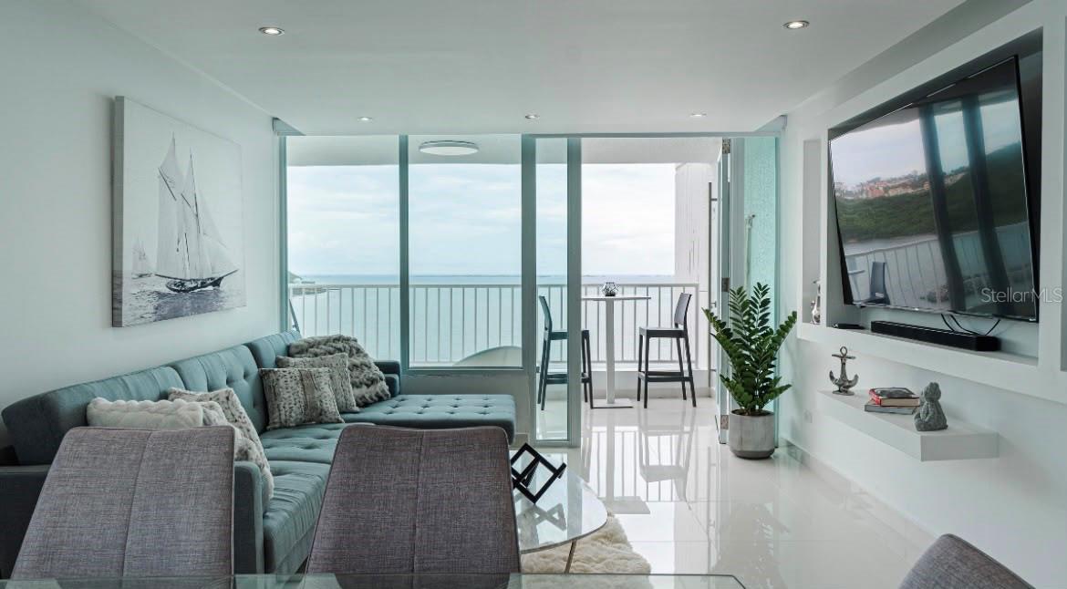 100 Ave Marina View Dos Marinas #1210 Property Photo 4