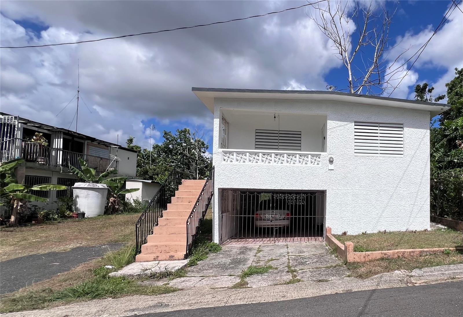 Ao - 28 Interior Urb Reparto Valencia Property Photo 1