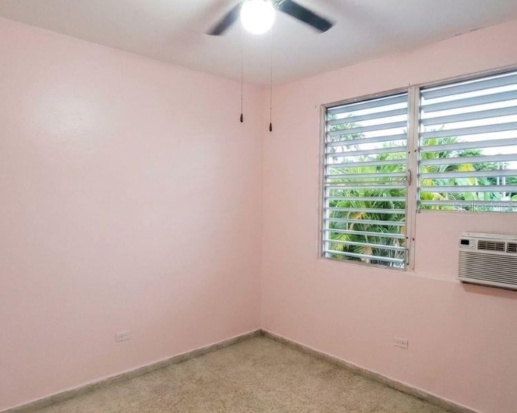 PR9123642 Property Photo 8