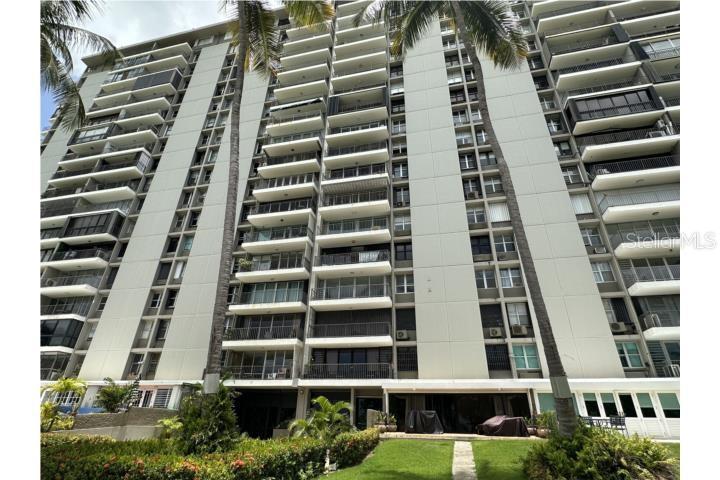 4745 ISLA VERDE AVE #17F Property Photo 1