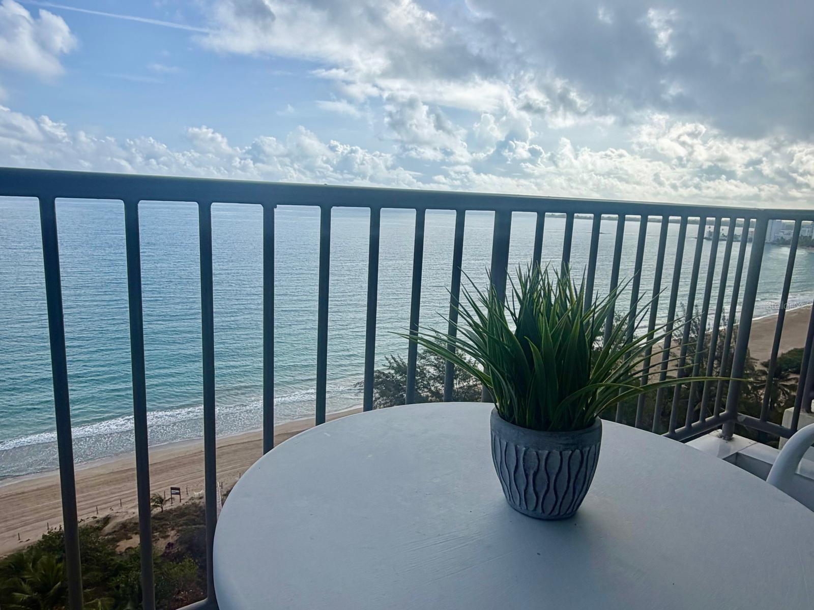 4745 Isla Verde Ave #17f Property Photo 10