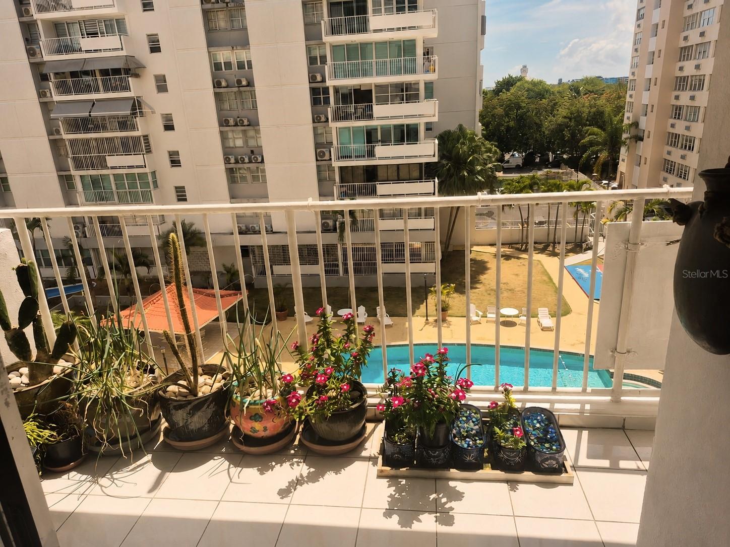 6400 Av. Isla Verde #4j Property Photo 9