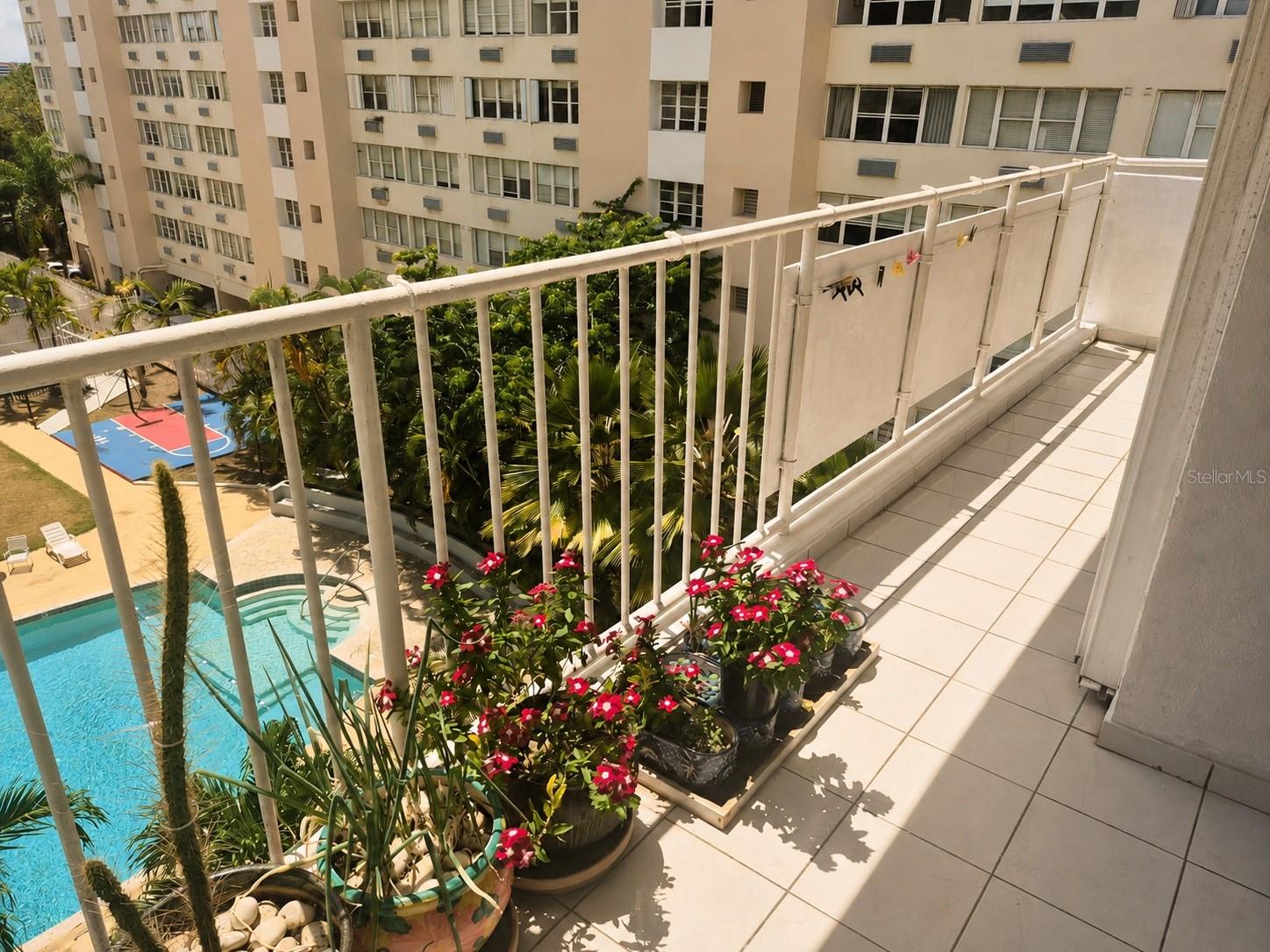 6400 Av. Isla Verde #4j Property Photo 10