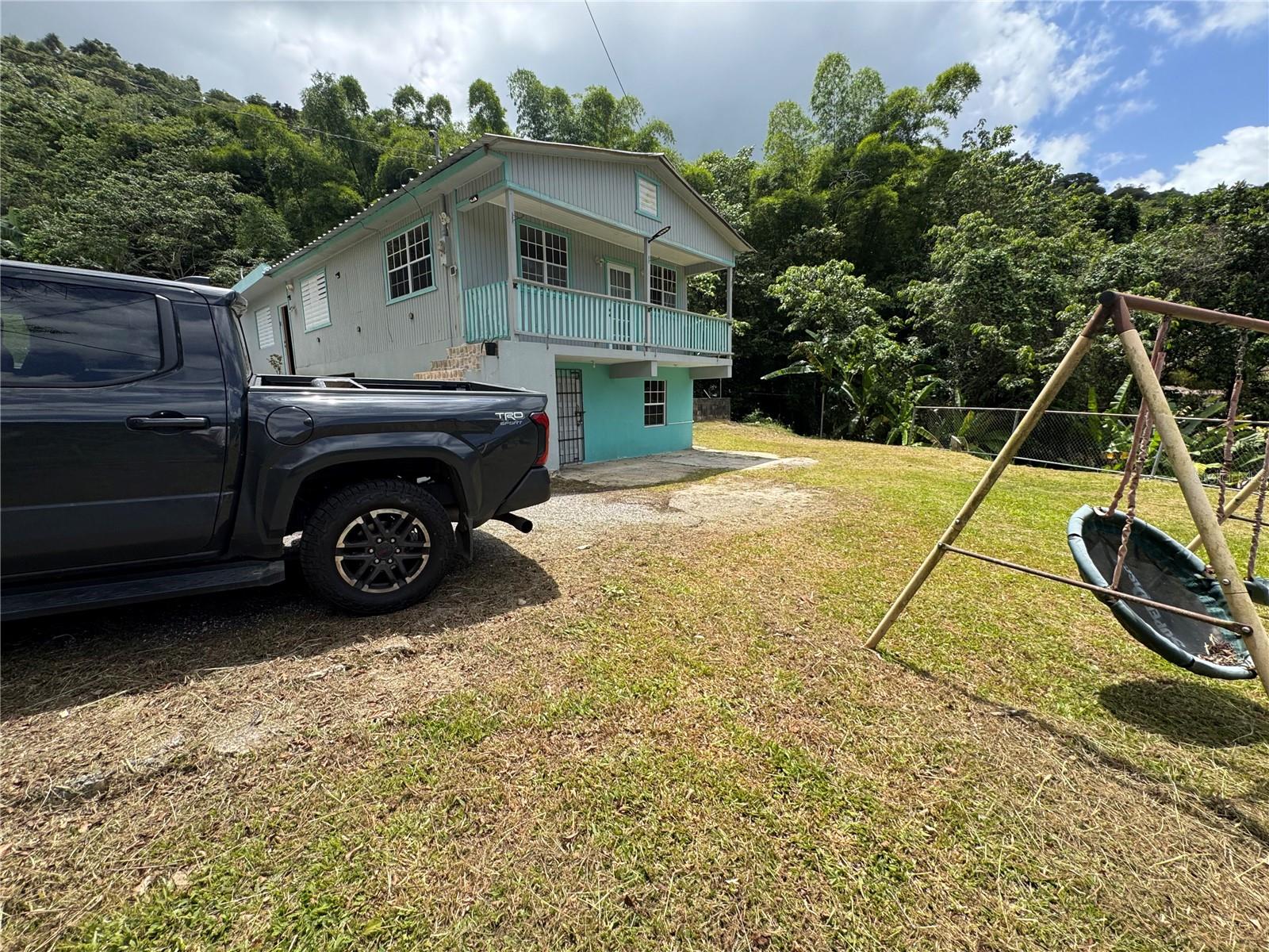 131 Guilarte Property Photo 12