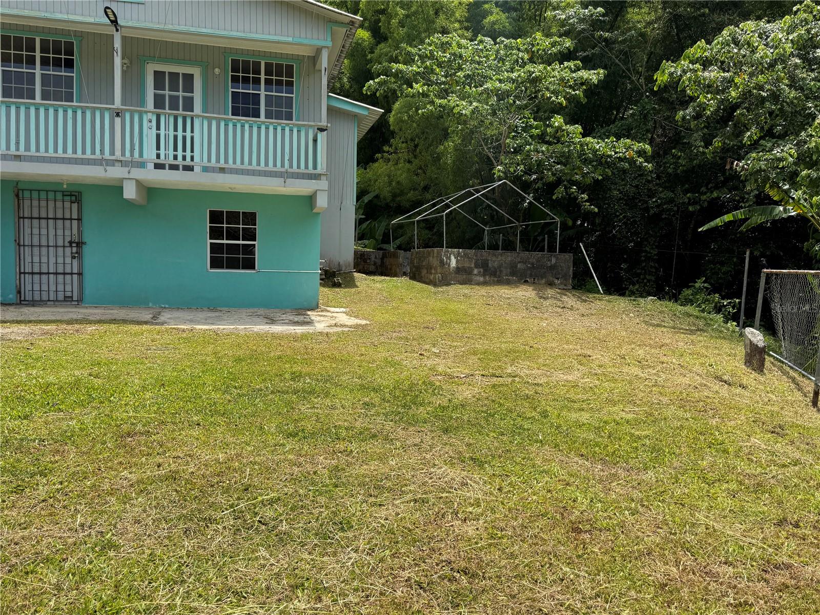 131 Guilarte Property Photo 15