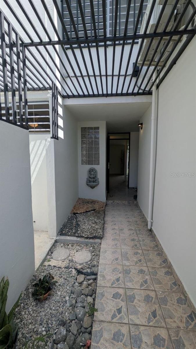 Teruel Calle Teruel St #a3 Property Photo 3
