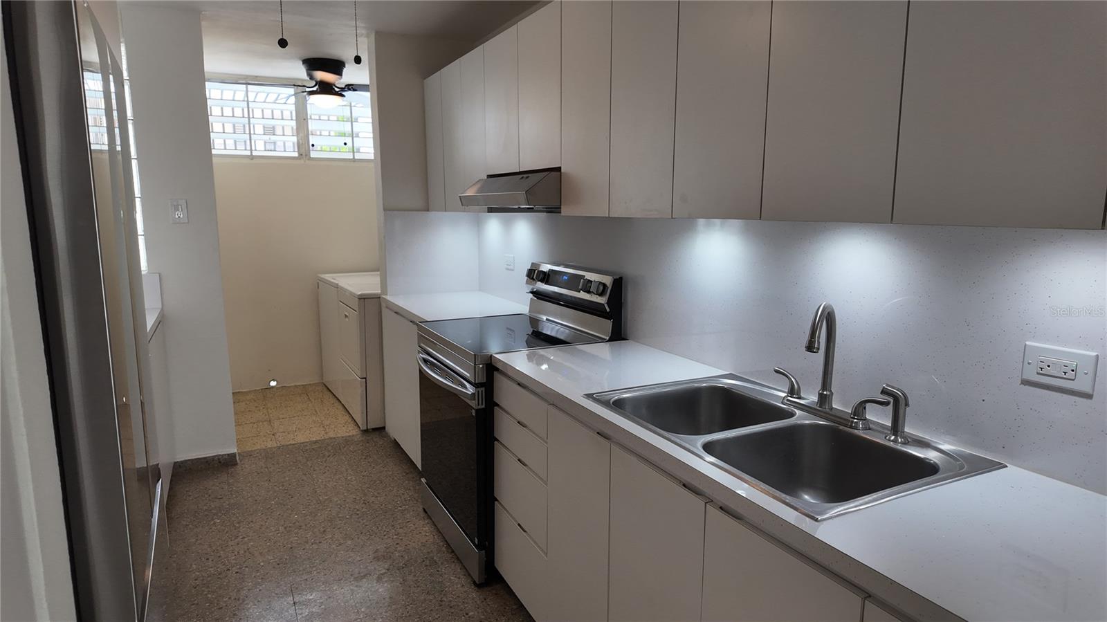 Teruel Calle Teruel St #a3 Property Photo 8