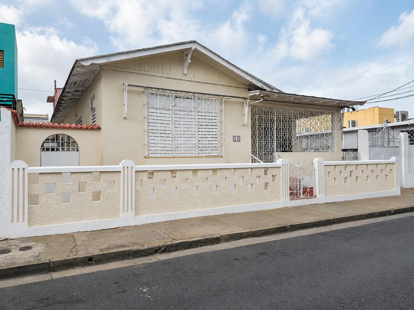 1 LUIS VENEGAS ST.