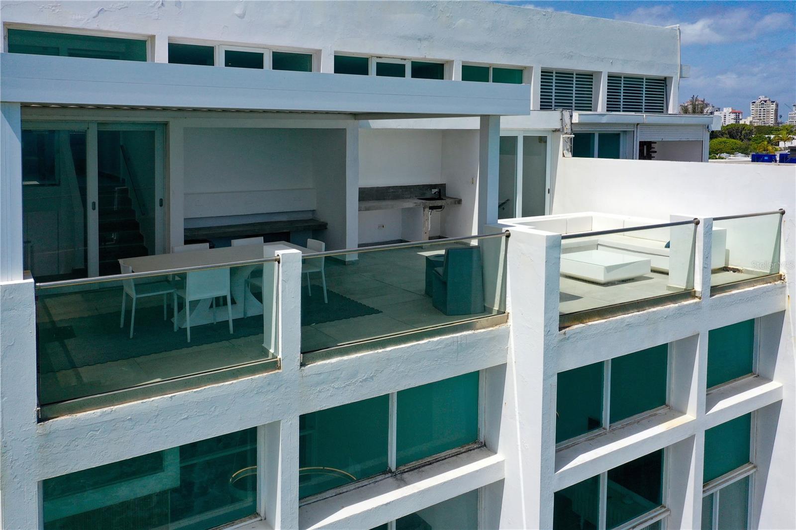 2 Rampla Del Almirante #a, B Property Photo 3