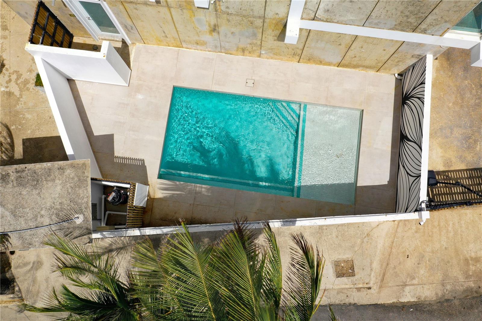 2 Rampla Del Almirante #a, B Property Photo 4