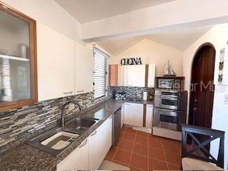 170 Harbour Dive #g-2 Property Photo 12