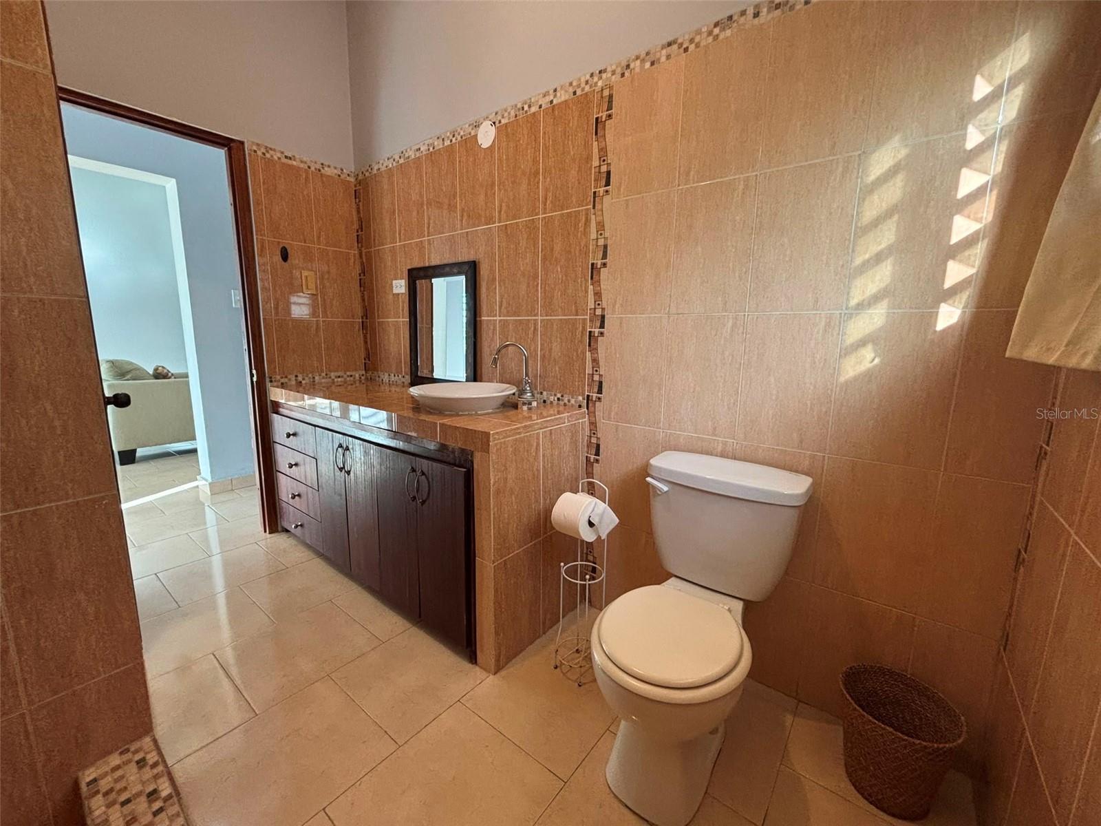 520 Riera St #2 Property Photo 20