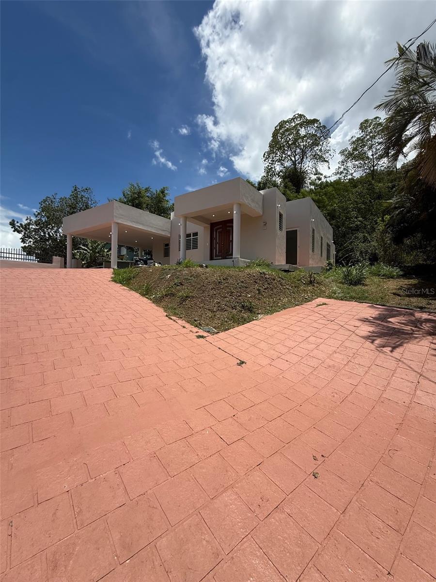 796 Bairoa Property Photo 2