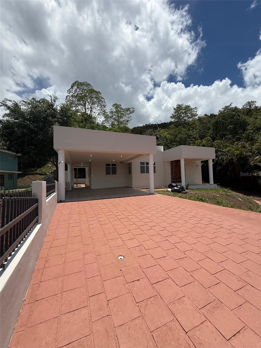 796 Bairoa Property Photo 3