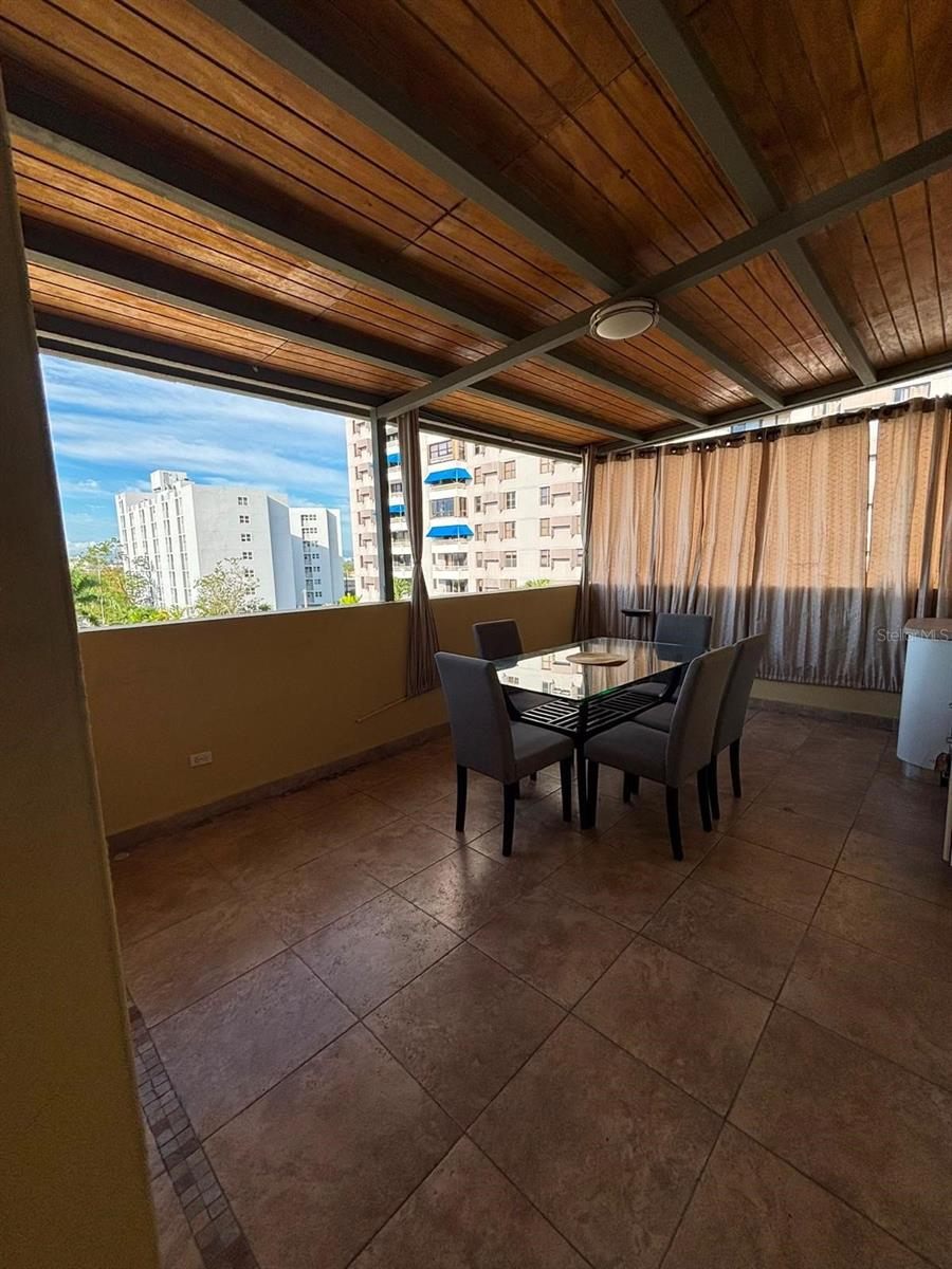 520 Riera #3 Property Photo 3